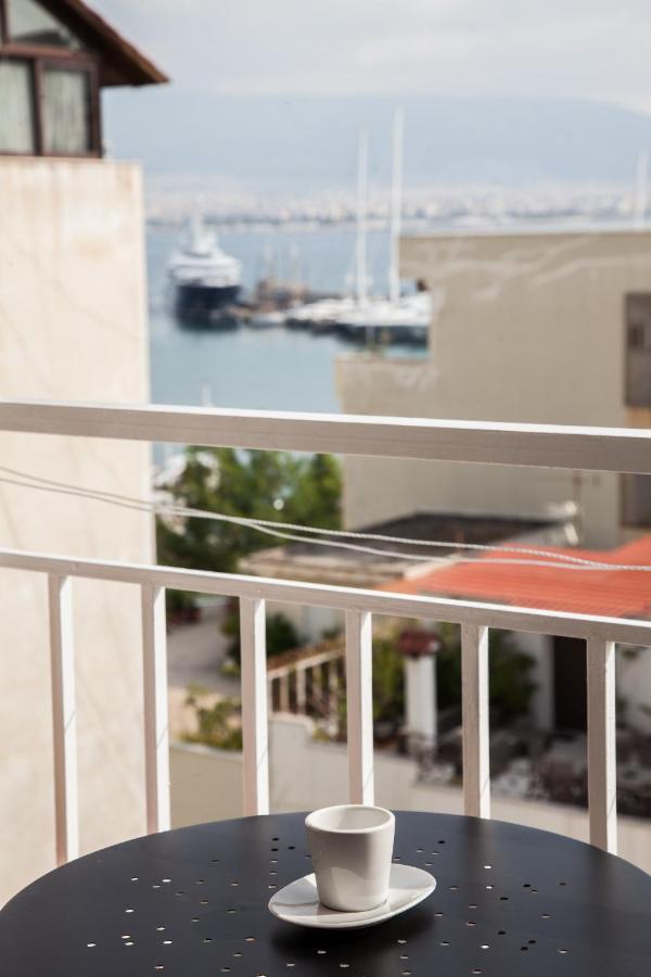 Amazing Apartment With View! 比雷埃夫斯 外观 照片